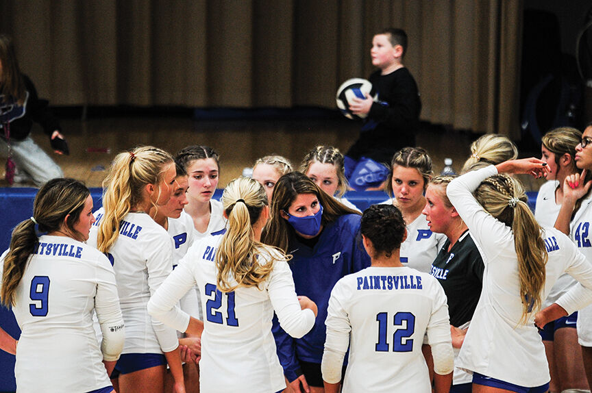 dawn kinner talking with team in game against Pikeville.jpg